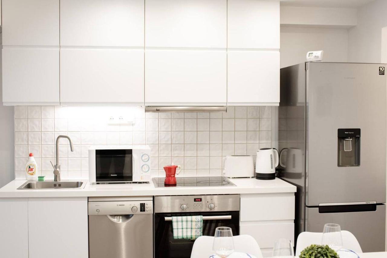 Newly Refurbished At Superb Location Apartman Budapest